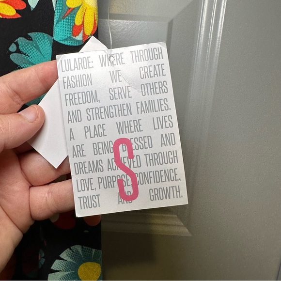 NWT LuLaRoe Multicolor Floral Print Azure Skirt size Small - Picture 4 of 9